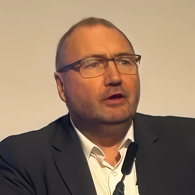 Paul Hutton 